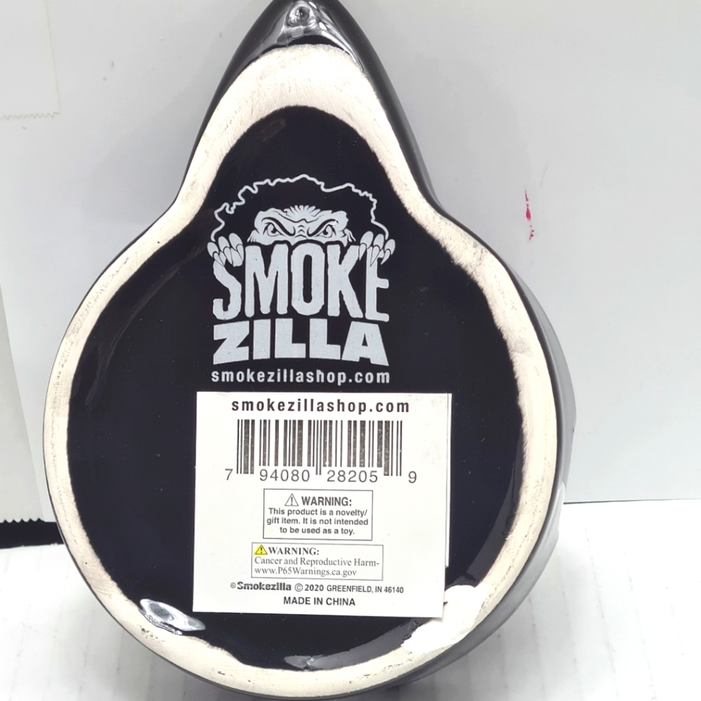 Smokezilla Cigsr and Cigarette Ashtray